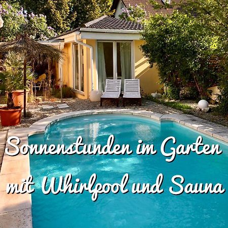Apartment Tinyhouse Mit Pool, Outdoor Whirlpool Und Garten Petershagen-Eggersdorf Esterno foto